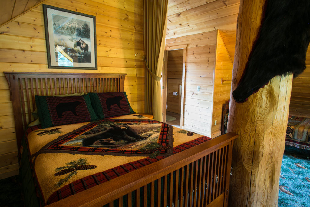 Eagle View Cabin Bedroom
