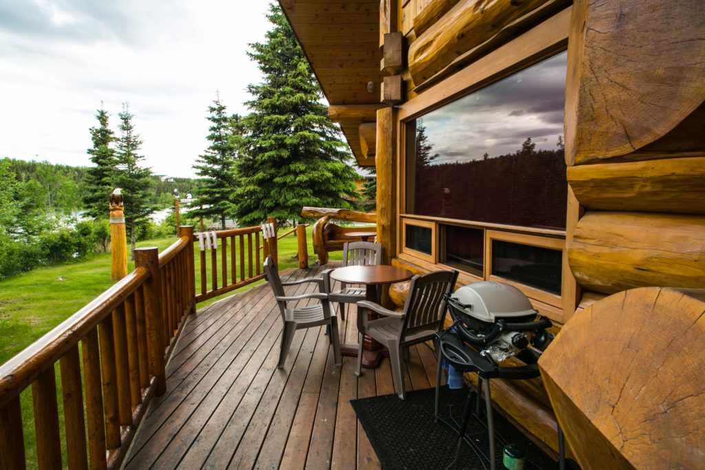 BBQ Grill and Deck Eagle View Cabin